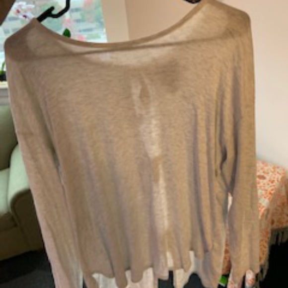 Sweater - Picture 1 of 2